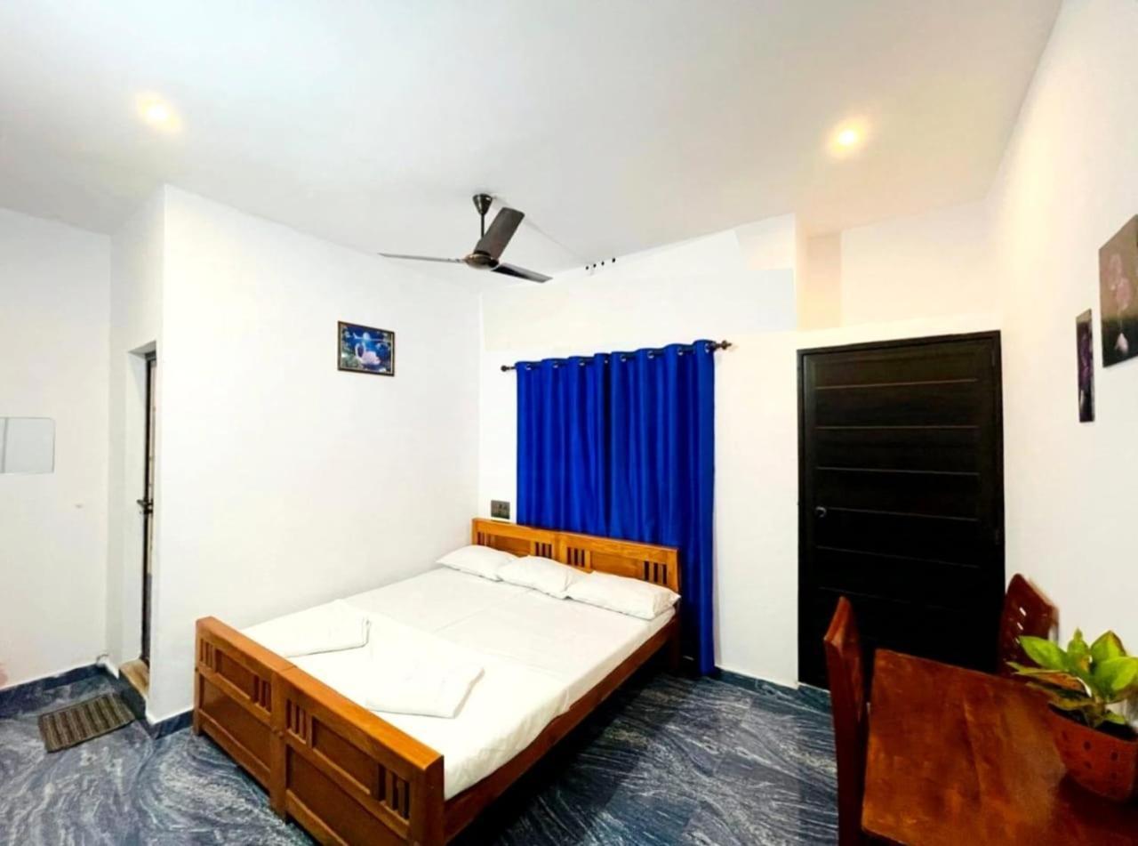 Raelyn'S Homestay Kochi Habitación foto